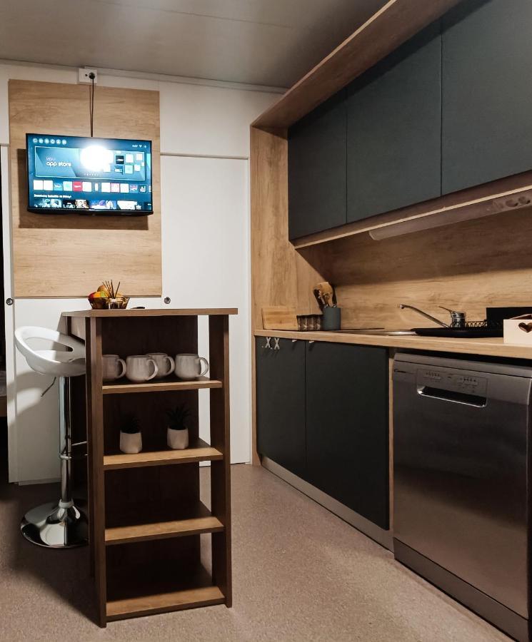 Mobile Home Vilmaris Pakoštane Екстериор снимка