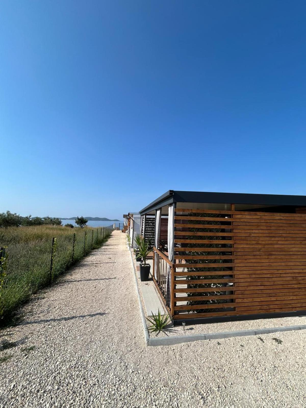 Mobile Home Vilmaris Pakoštane Екстериор снимка
